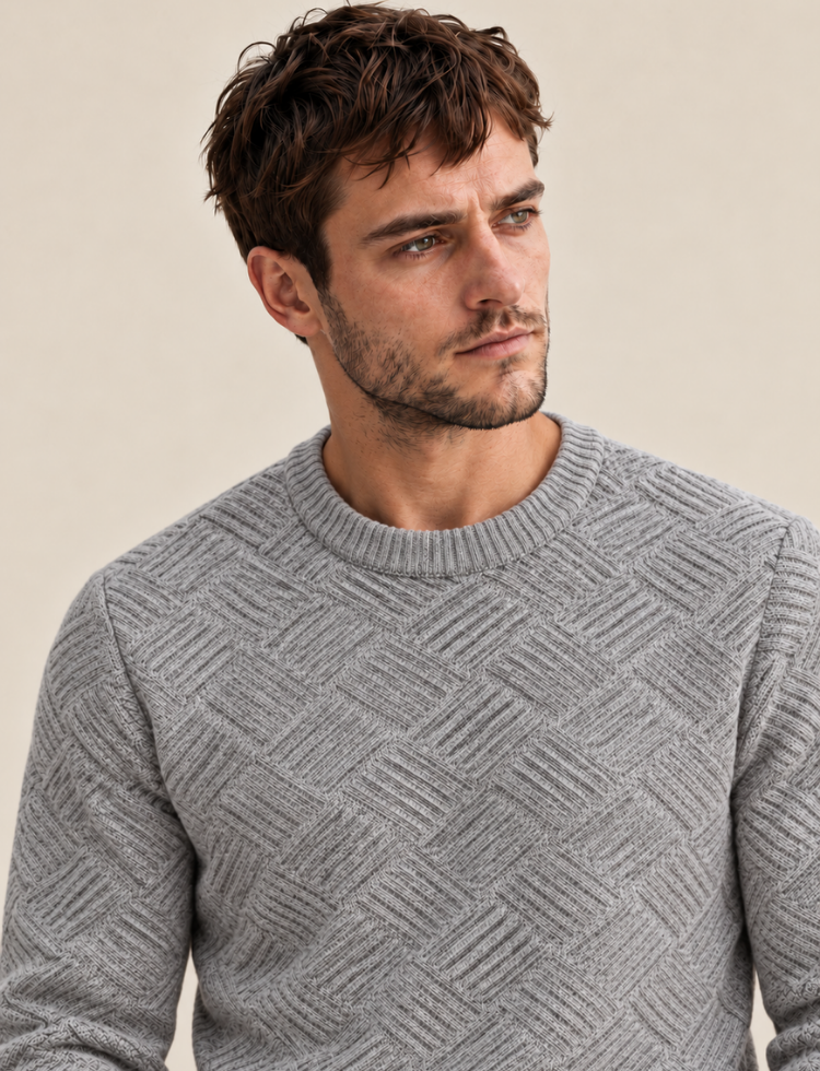 Diamond Textured Knit Sweater – Crew Neck